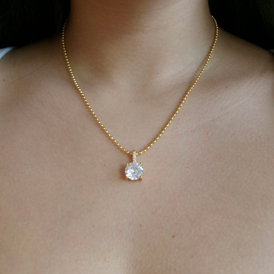 Round Pendant Bead Necklace