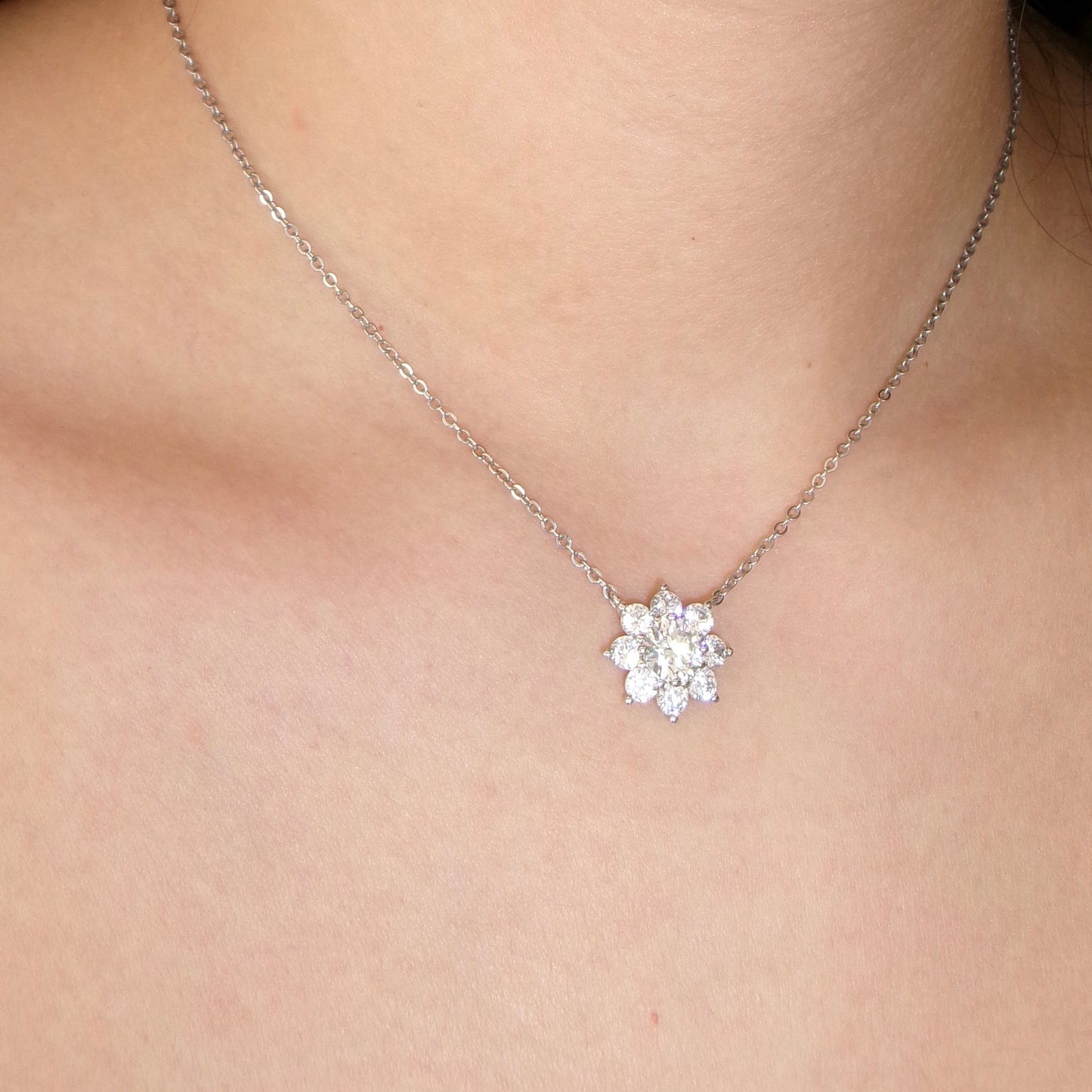 Moissanite Flower Necklace